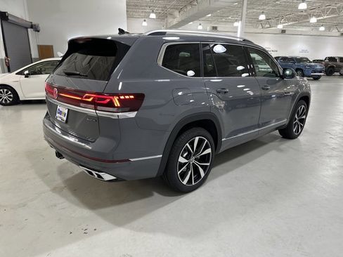 New 2026 Volkswagen Atlas SEL Premium R-Line AWD/4WD image 9