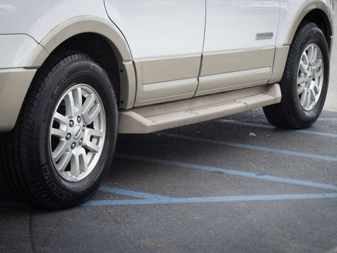Used 2007 Ford Expedition Eddie Bauer AWD/4WD image 28
