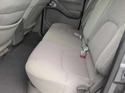 Used 2020 Nissan Frontier SV RWD image 17