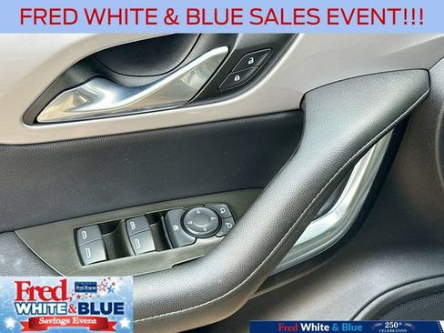 Used 2022 Chevrolet Blazer LT AWD/4WD image 17
