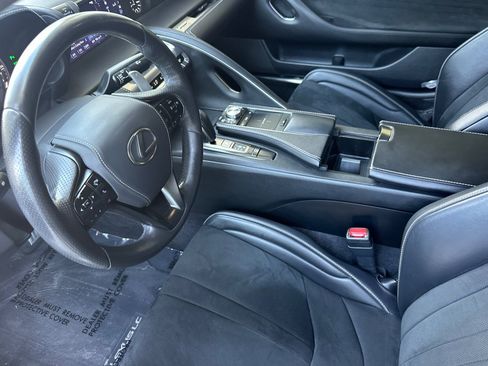 Used 2018 Lexus LC 500 Coupe w/ Sport Package RWD image 5