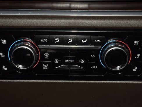 Used 2023 GMC Sierra 1500 SLT w/ SLT Premium Package image 35