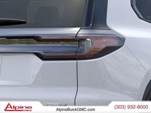 New 2026 GMC Acadia AT4 AWD/4WD image 11
