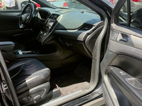 Used 2017 Lincoln MKC Reserve w/ Technology Package image 10