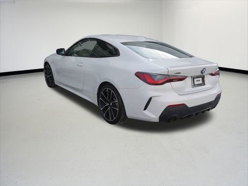 Used 2022 BMW 430i xDrive Coupe w/ M Sport Package image 3