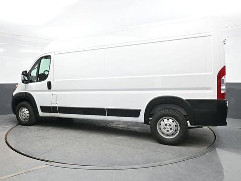 Used 2023 RAM ProMaster 2500 FWD image 4