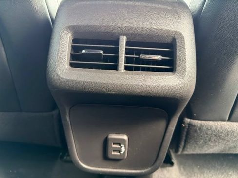 Used 2024 Chevrolet Equinox RS AWD/4WD image 15