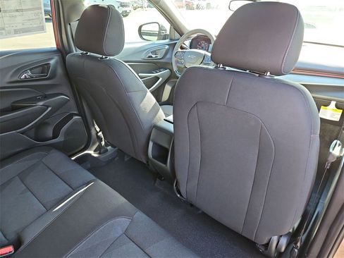 New 2026 Chevrolet Trax RS w/ Sunroof Package image 13