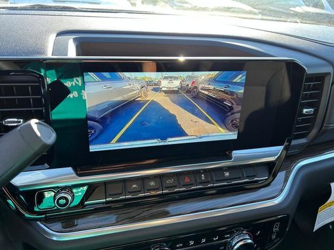 New 2026 GMC Sierra 1500 Elevation image 10