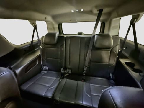 Used 2016 Chevrolet Suburban LTZ AWD/4WD image 31