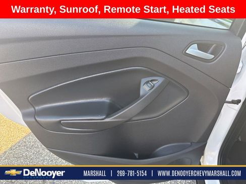 Used 2019 Ford Escape SEL image 12
