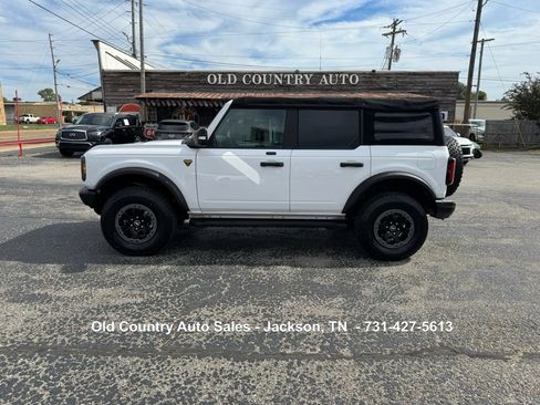 Used 2021 Ford Bronco Badlands image 1