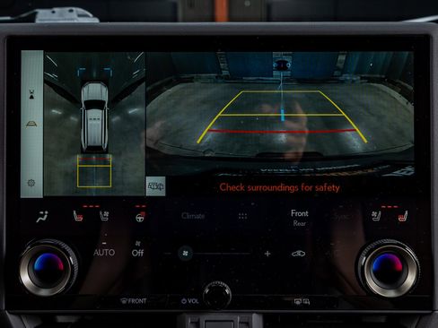 Used 2024 Lexus GX 550 550 Luxury w/ Accessory Package (2T) image 26