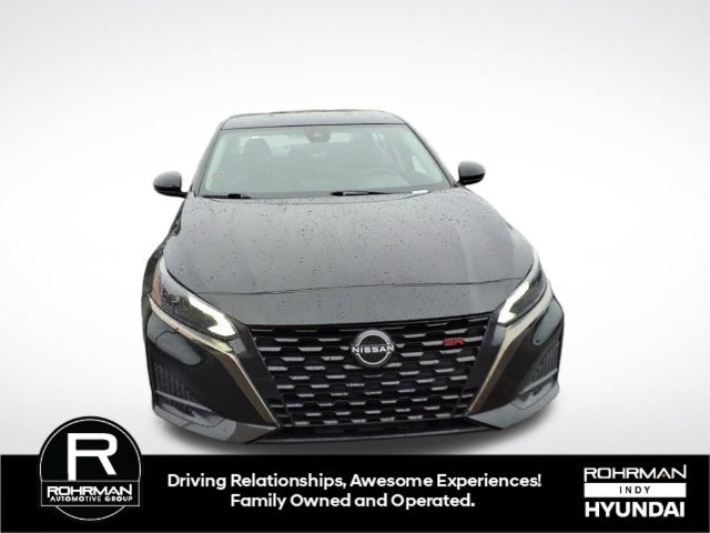 Used 2024 Nissan Altima 2.5 SR FWD image 3