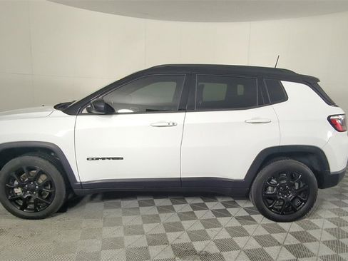 Certified 2023 Jeep Compass Altitude w/ Convenience Group image 8