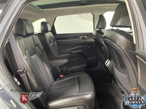 Used 2024 Kia Sorento SX AWD/4WD image 23