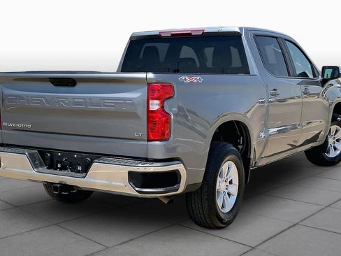 Used 2022 Chevrolet Silverado 1500 LT AWD/4WD image 13