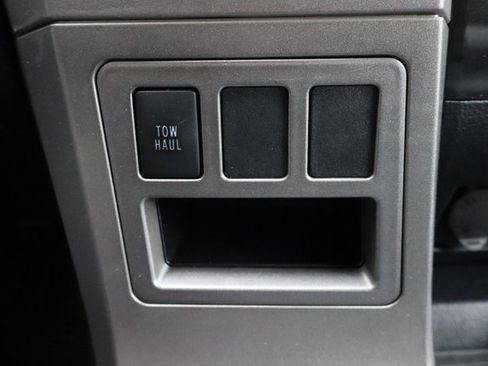 Used 2013 Toyota Tundra 4x4 Double Cab image 28