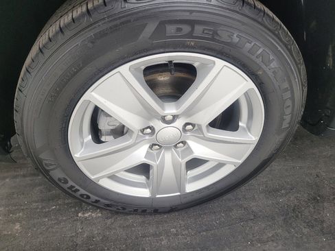 Used 2022 Jeep Compass Latitude FWD image 31