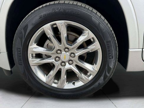 Used 2020 Chevrolet Traverse High Country AWD/4WD image 44