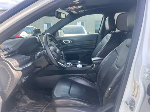 Used 2022 Jeep Compass High Altitude AWD/4WD image 6