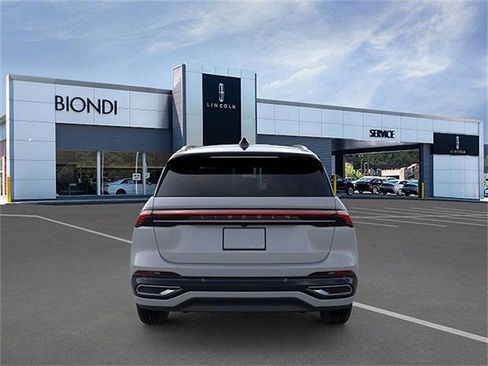 New 2026 Lincoln Nautilus Black Label AWD/4WD image 5