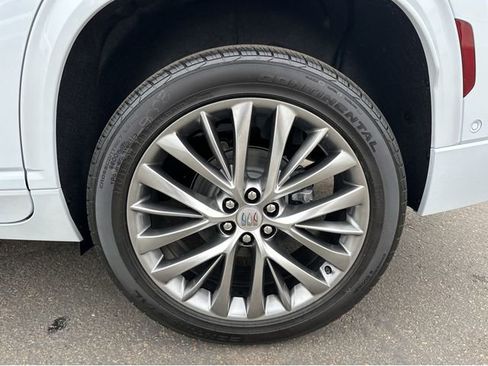 New 2026 Buick Enclave Avenir w/ Super Cruise Package AWD/4WD image 9