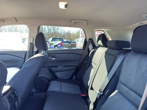 New 2026 Nissan Rogue SV image 32