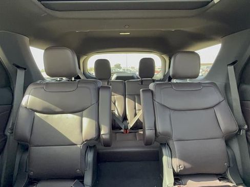 New 2026 Ford Explorer Platinum image 11