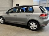Used 2011 Volkswagen Golf 4-Door image 5