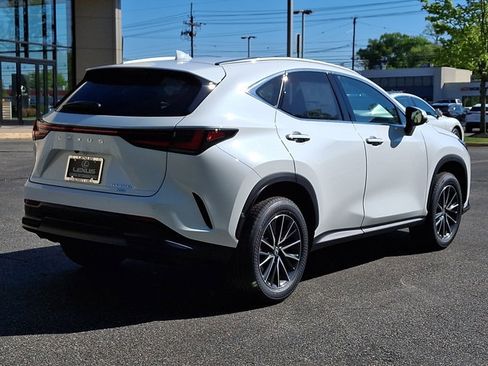 New 2026 Lexus NX 350h AWD w/ Premium Package image 4