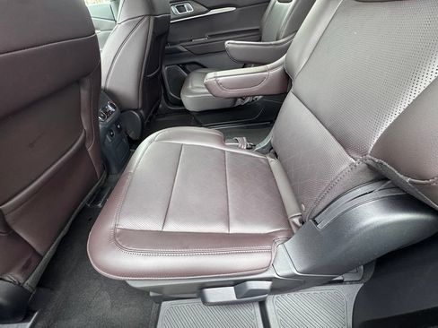 Used 2026 Ford Explorer Platinum RWD image 30