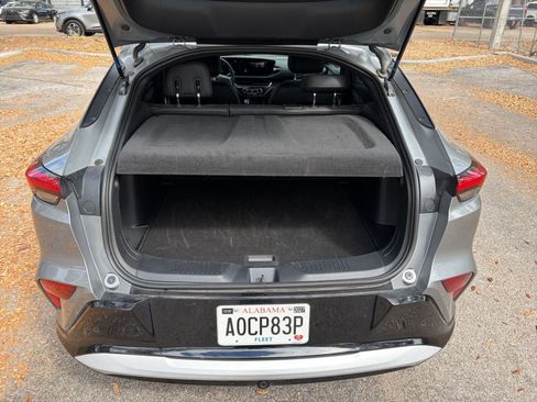 Used 2025 Buick Envista Sport Touring image 37