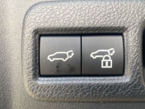 New 2026 Subaru Solterra image 8