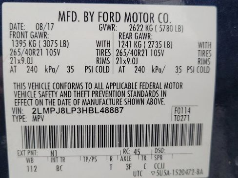 Used 2017 Lincoln MKX Reserve w/ Driver Assistance Package image 33