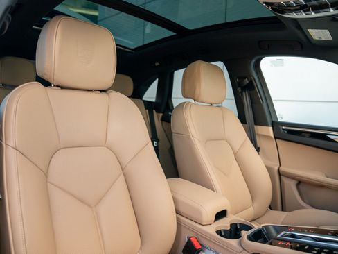 New 2026 Porsche Macan S image 28