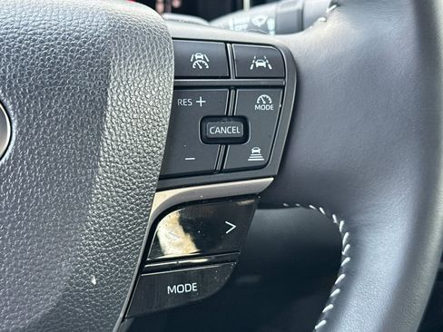 Certified 2025 Toyota Camry SE image 39