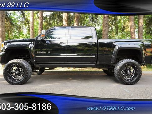Used 2016 GMC Sierra 2500 Denali w/ Duramax Plus Package AWD/4WD image 1