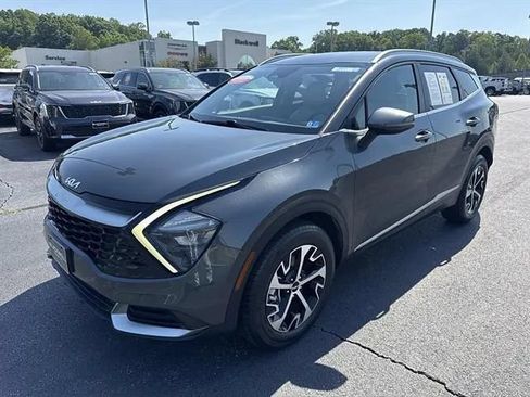Certified 2023 Kia Sportage EX AWD/4WD image 4
