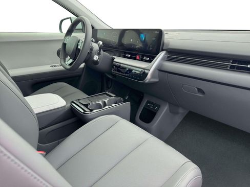 New 2026 Hyundai Ioniq 5 SEL RWD image 18
