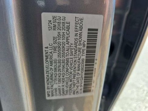 Used 2025 Honda Pilot Touring image 38
