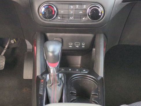 Used 2023 Chevrolet TrailBlazer RS FWD image 20