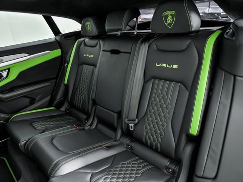 Used 2023 Lamborghini Urus S image 25