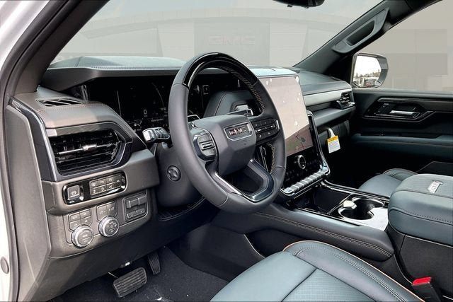 New 2026 GMC Yukon AT4 w/ AT4 Premium Plus Package AWD/4WD image 7