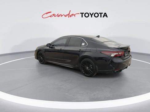 Used 2023 Toyota Camry XSE image 6