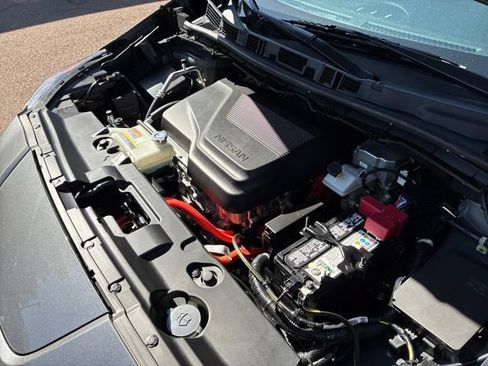 Certified 2025 Nissan Leaf S FWD image 17