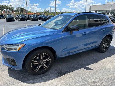 Used 2020 Volvo XC60 T5 R-Design w/ Protection Package Premier FWD image 4