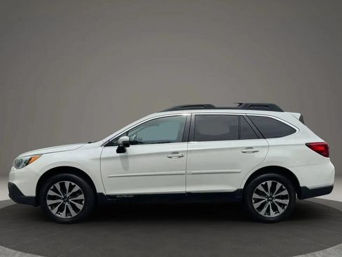 Used 2016 Subaru Outback 2.5i Limited AWD/4WD image 2