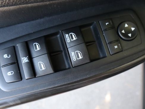 Used 2015 Jeep Cherokee Trailhawk w/ Trailer Tow Group AWD/4WD image 27