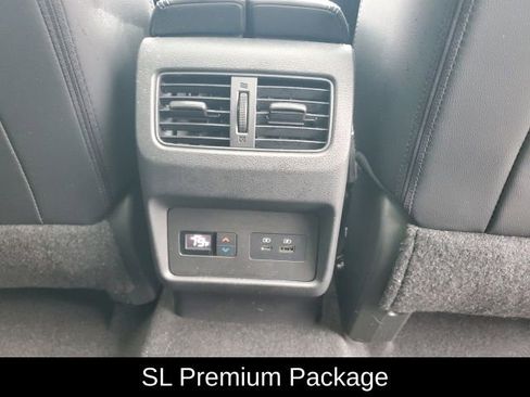 Certified 2023 Nissan Rogue SL w/ SL Premium Package image 18